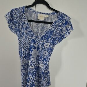 Maeve Blue and White Patterned Short Sleeve Tee